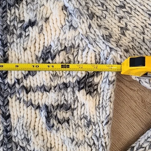 Express Snowflake Pattern Cowl Neck Sweater - Picture 4 of 6